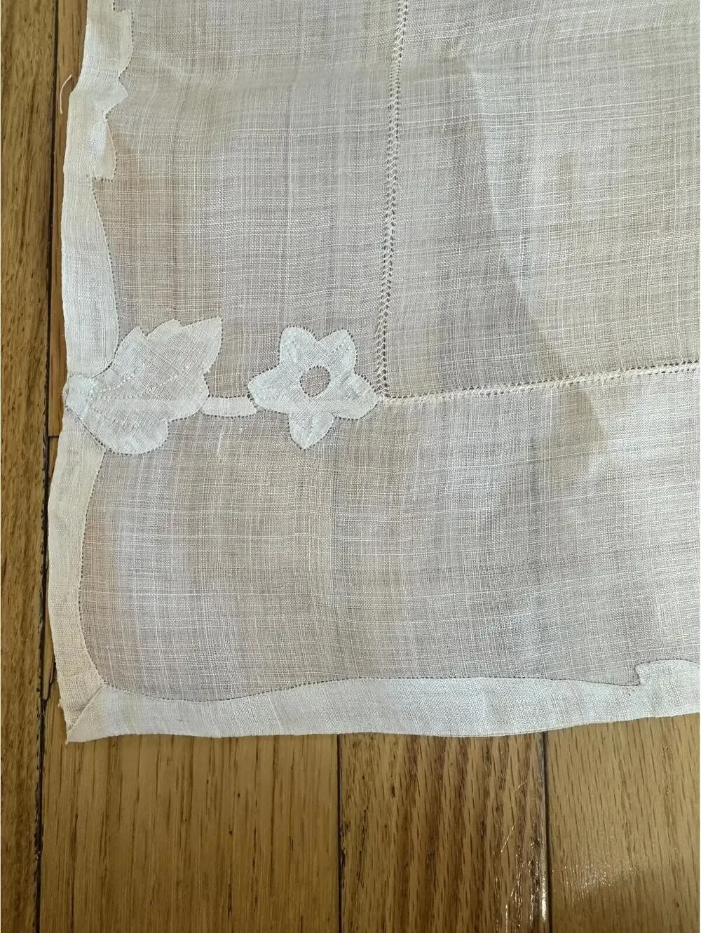 VTG Madeira Style Sheer Pink Linen Tablecloths & Napkins Lot Embroidered Floral